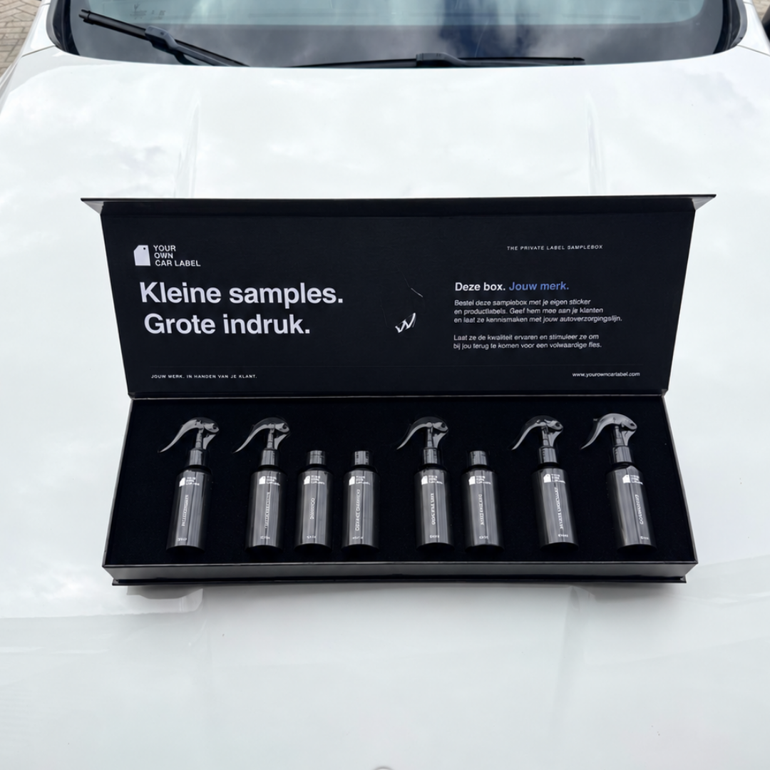 Gepersonaliseerde giftbox met acht autoverzorgingsproducten